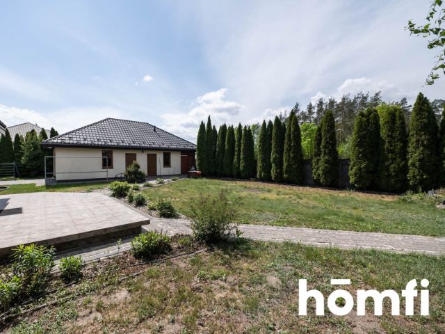 A family house in a quiet area near Radom - Дім - Продаж - Radomski, Jedlnia-Letnisko / Groszowice