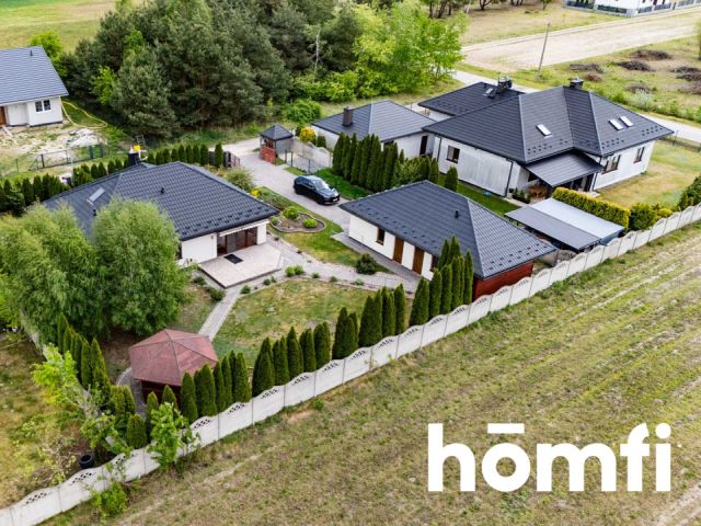 A family house in a quiet area near Radom - Дім - Продаж - Radomski, Jedlnia-Letnisko / Groszowice