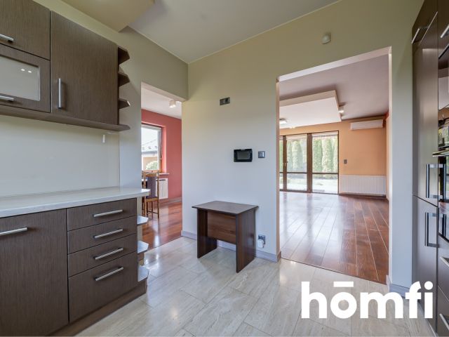 A family house in a quiet area near Radom - Дім - Продаж - Radomski, Jedlnia-Letnisko / Groszowice