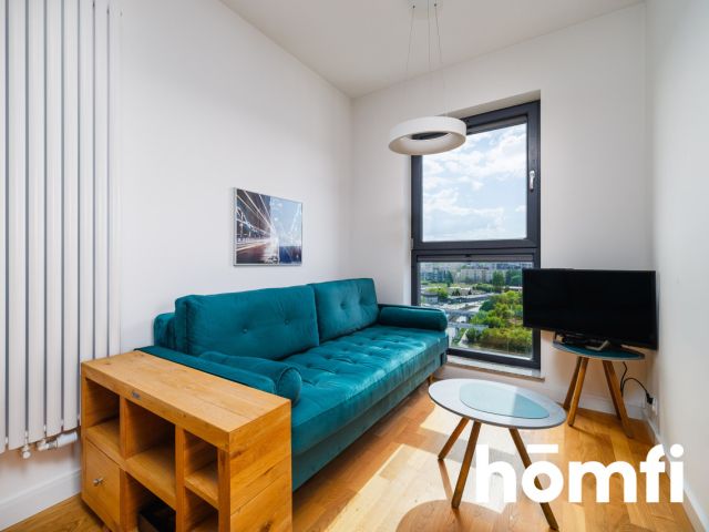 Finished in high standard, 3 room unique apartment on the last, 14th floor with a breathtaking view on the city and mountains. Underground parking space and large storage room with the apartment - Mogilska 120 St. | Grzegórzki - Apartment - Sale - Kraków, Śródmieście / Grzegórzki