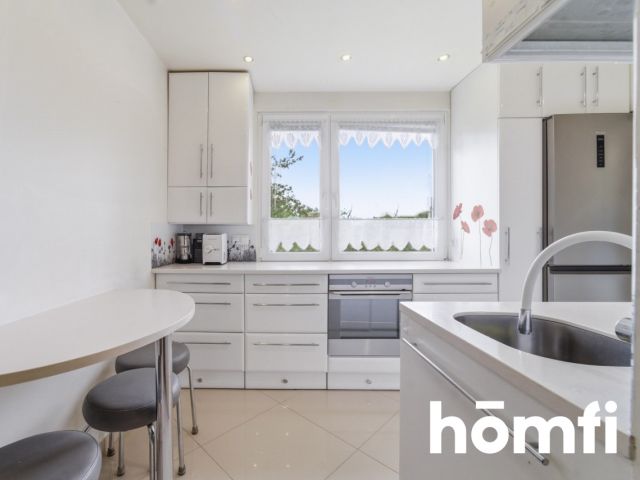 BRIGHT 4-BEDROOM APARTMENT | BIELSKO-BIAŁA - Квартира - Продаж - Bielsko-Biała, Złote Łany