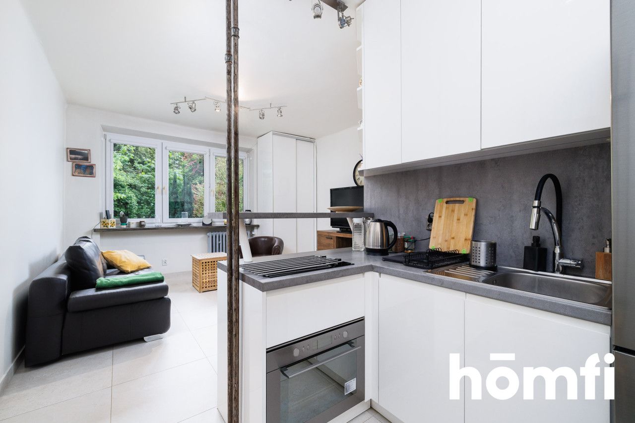 Modern Studio Apartment in a Well-Maintained Tenement House - Apartment - Sale - Kraków, Krowodrza