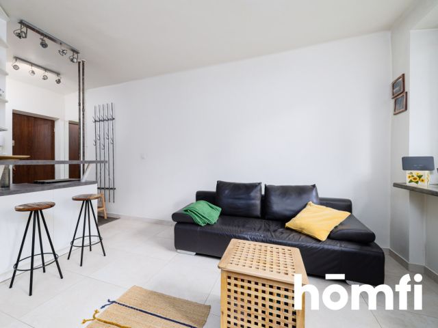 Modern Studio Apartment in a Well-Maintained Tenement House - Apartment - Sale - Kraków, Krowodrza