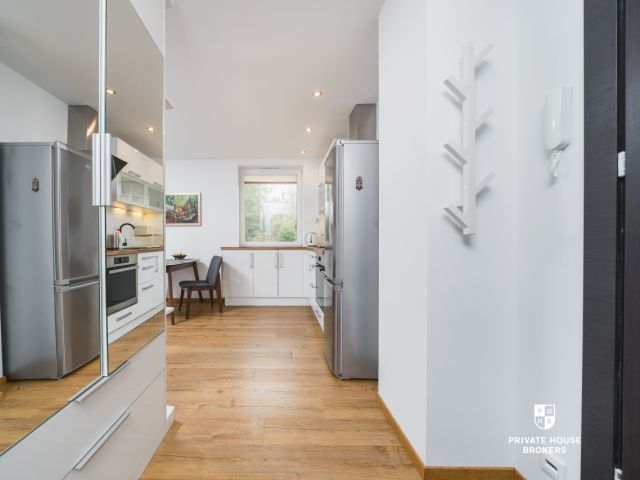 A comfortable apartment in an intimate investment from 2016 sorrounded by greenery - Apartment - Sale - Kraków, Podgórze / Dębniki