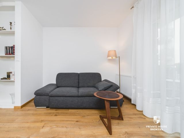 A comfortable apartment in an intimate investment from 2016 sorrounded by greenery - Apartment - Sale - Kraków, Podgórze / Dębniki