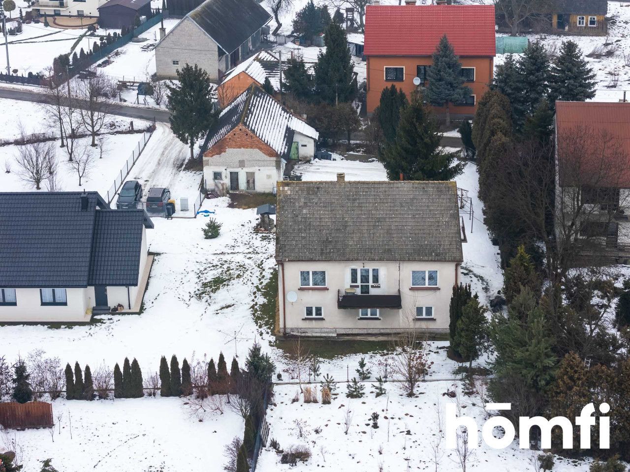 SINGLE-FAMILY HOUSE IN A QUIET NEIGHBORHOOD IN NEED OF RENOVATION - Дім - Продаж - Wielicki, Niepołomice