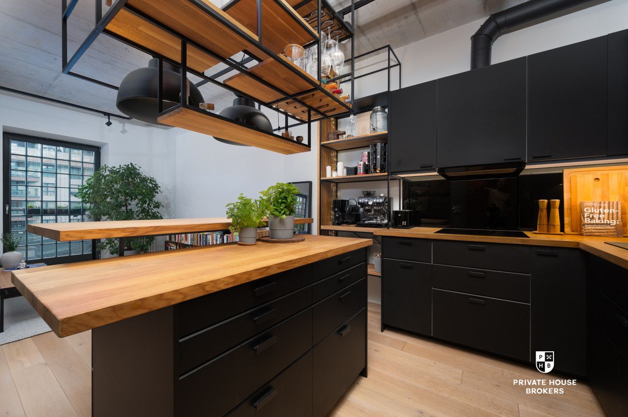 Spacious apartment in Zabłocie district for sale | Lofty w Młynie - Apartment - Sale - Kraków, Podgórze