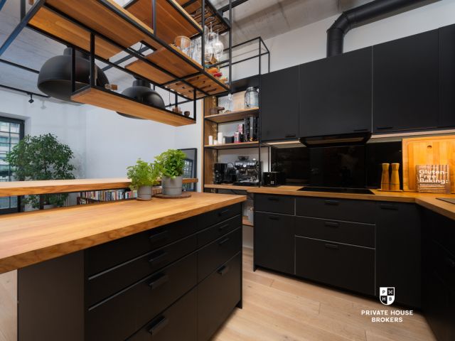 Spacious apartment in Zabłocie district for sale | Lofty w Młynie - Apartment - Sale - Kraków, Podgórze