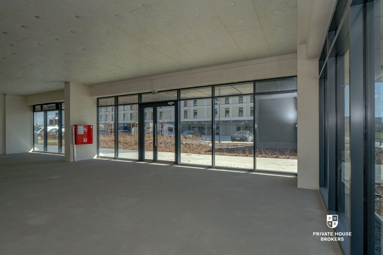 Commercial space for rent Centralna street 93 sqm - Commercial premises - Rent - Kraków, Nowa Huta