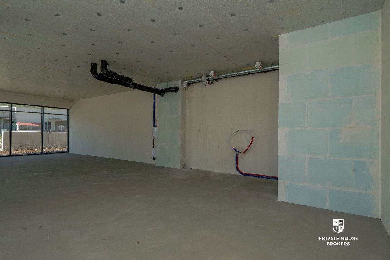 Commercial space for rent Centralna street 93 sqm - Commercial premises - Rent - Kraków, Nowa Huta