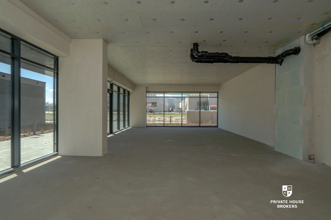 Commercial space for rent Centralna street 93 sqm - Commercial premises - Rent - Kraków, Nowa Huta