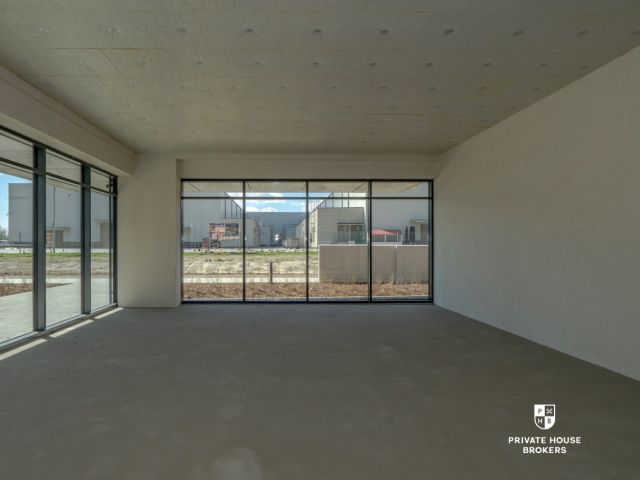 Commercial space for rent Centralna street 93 sqm - Commercial premises - Rent - Kraków, Nowa Huta