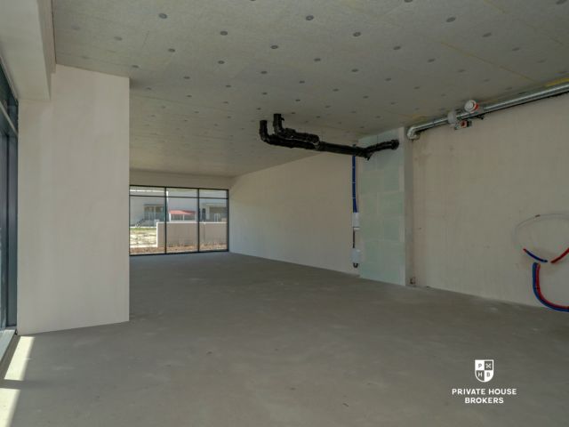 Commercial space for rent Centralna street 93 sqm - Commercial premises - Rent - Kraków, Nowa Huta