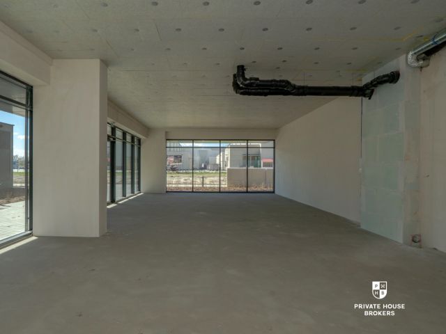 Commercial space for rent Centralna street 93 sqm - Commercial premises - Rent - Kraków, Nowa Huta