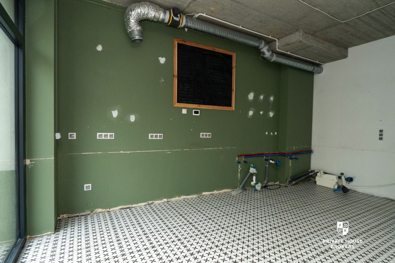 Commercial space 127 sqm Bieżanów- Prokocim district - Комерційне приміщення - Оренда - Kraków, Podgórze