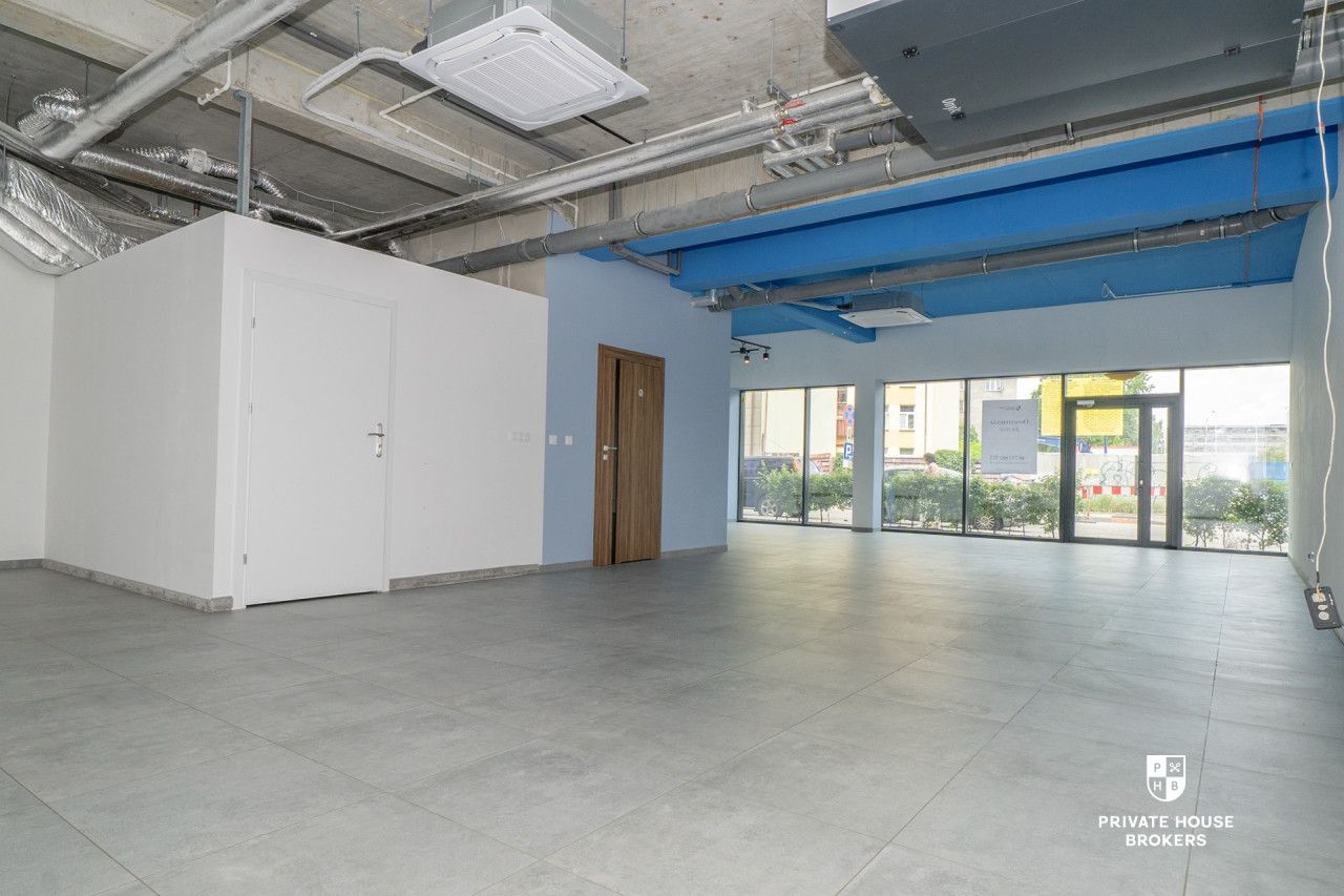 Retail space 116 sqm Dąbrowskiego street - Commercial premises - Rent - Kraków, Podgórze