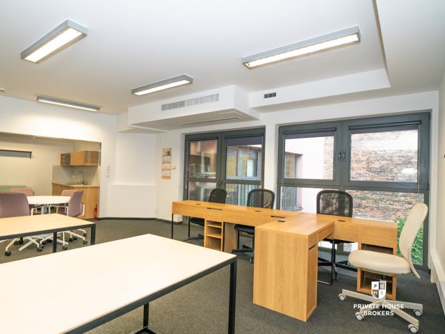Office space for rent Plac na Grobach 58 sqm - Commercial premises - Rent - Kraków, Śródmieście / Stare Miasto