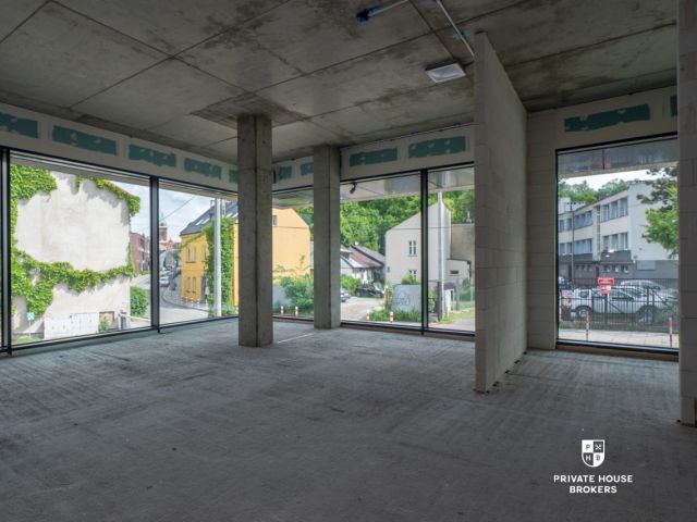 Commercial space Zamoyskiego 183 sqm - Commercial premises - Rent - Kraków, Podgórze