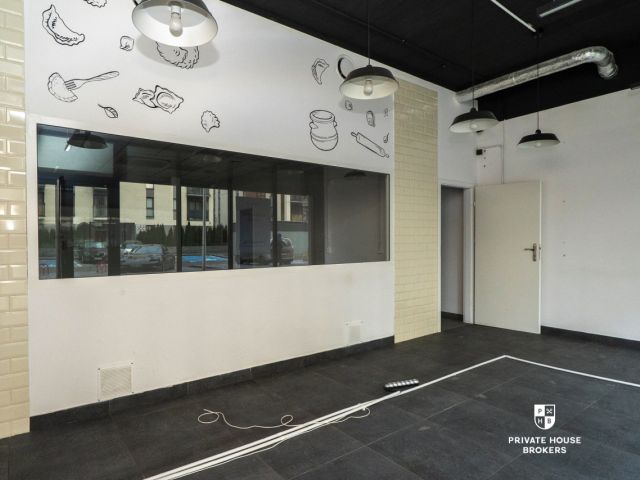 Commercial space for rent Wrocławska street 148 sqm - Commercial premises - Rent - Kraków, Krowodrza