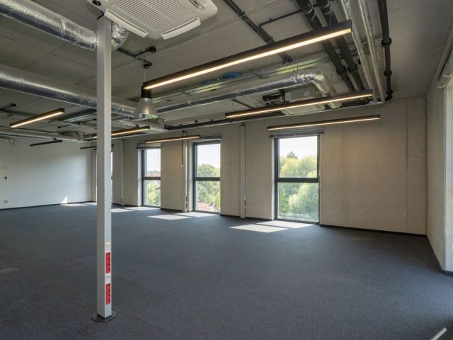 A unique space for your business - an intimate office building at Lubostroń street - Commercial premises - Rent - Kraków, Ruczaj