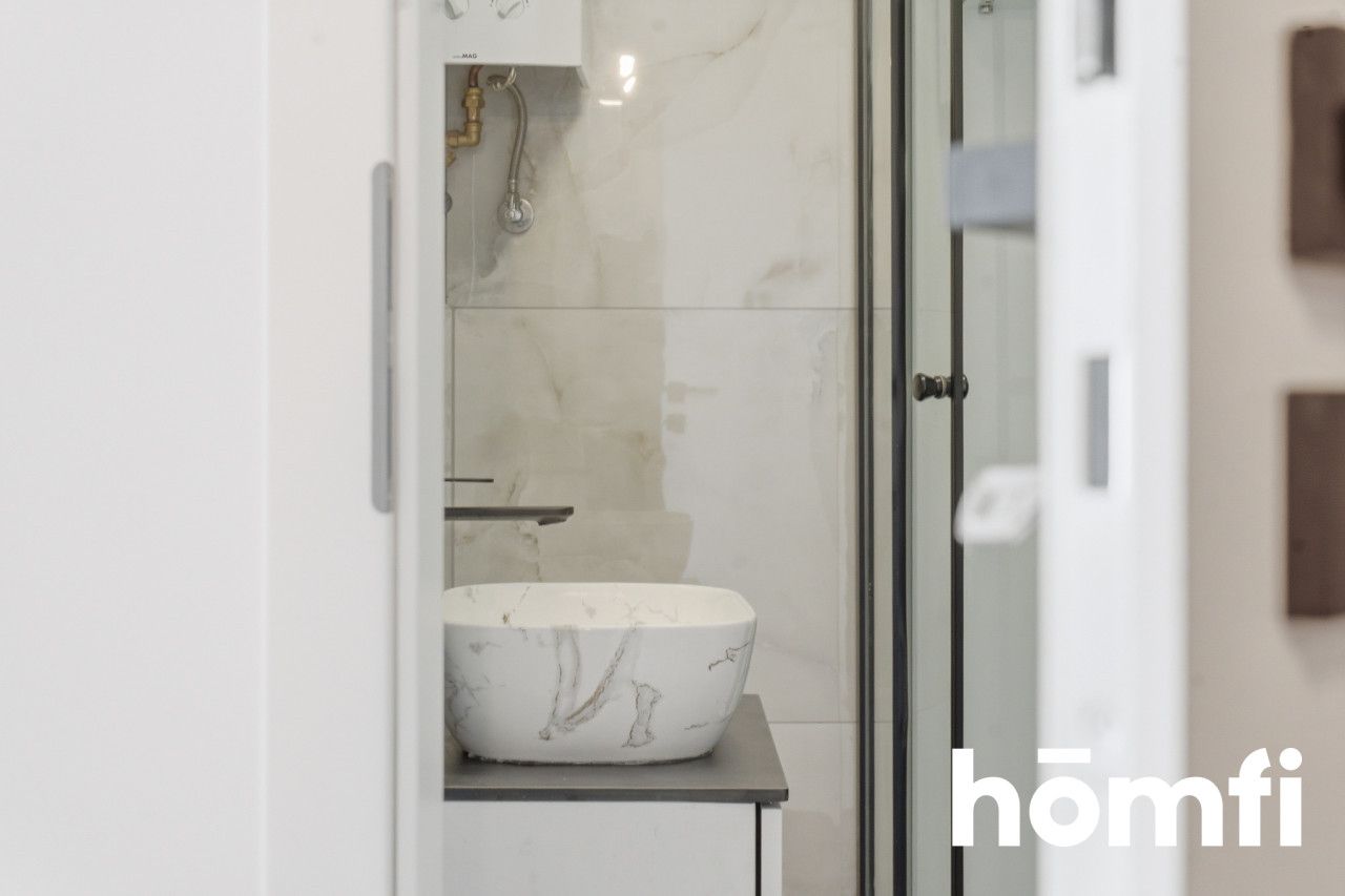 Move-in ready! 2-room flat Zabrze | AC & Parking - Apartment - Sale - Zabrze, Biskupice