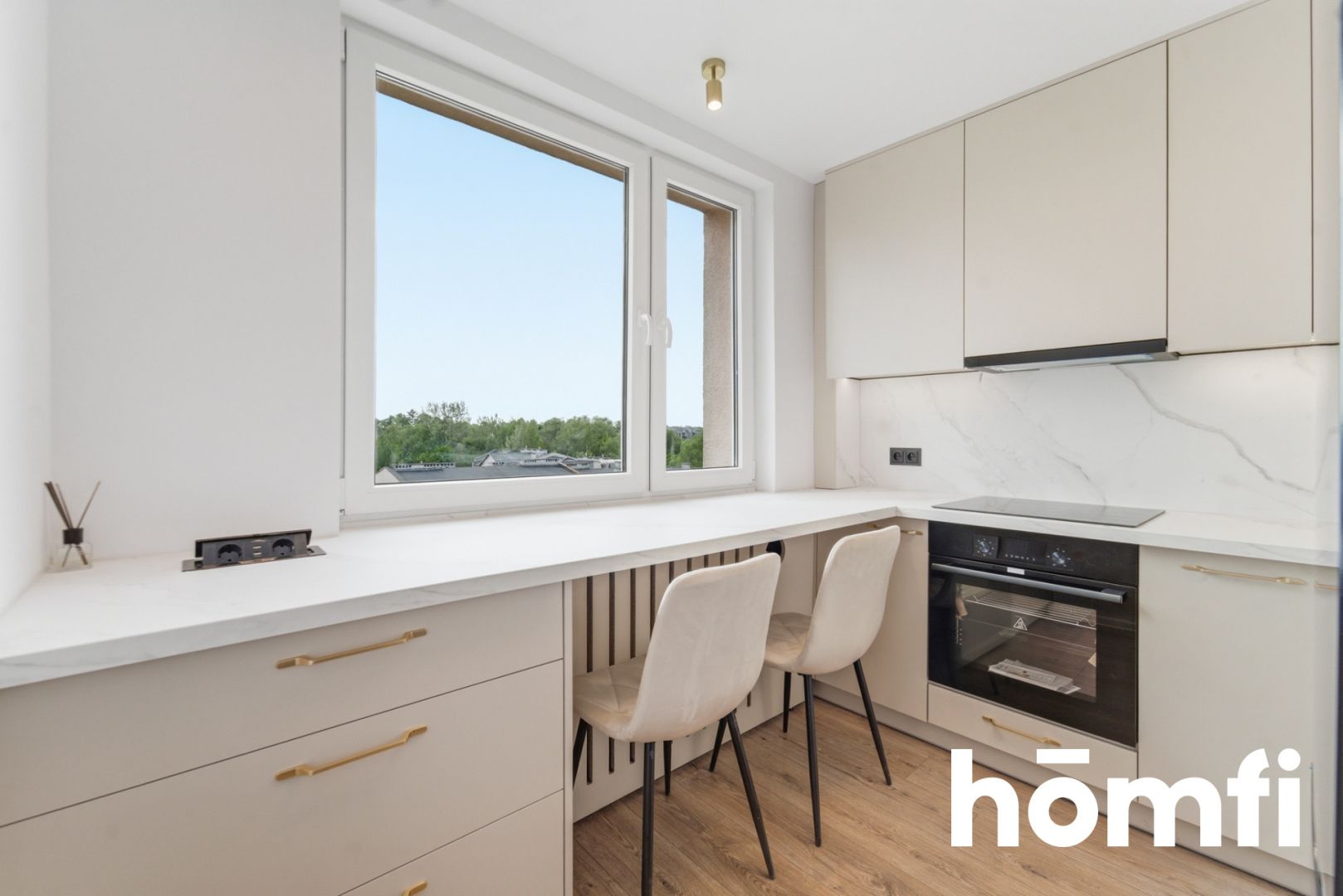 Move-in ready! 2-room flat Zabrze | AC & Parking - Apartment - Sale - Zabrze, Biskupice