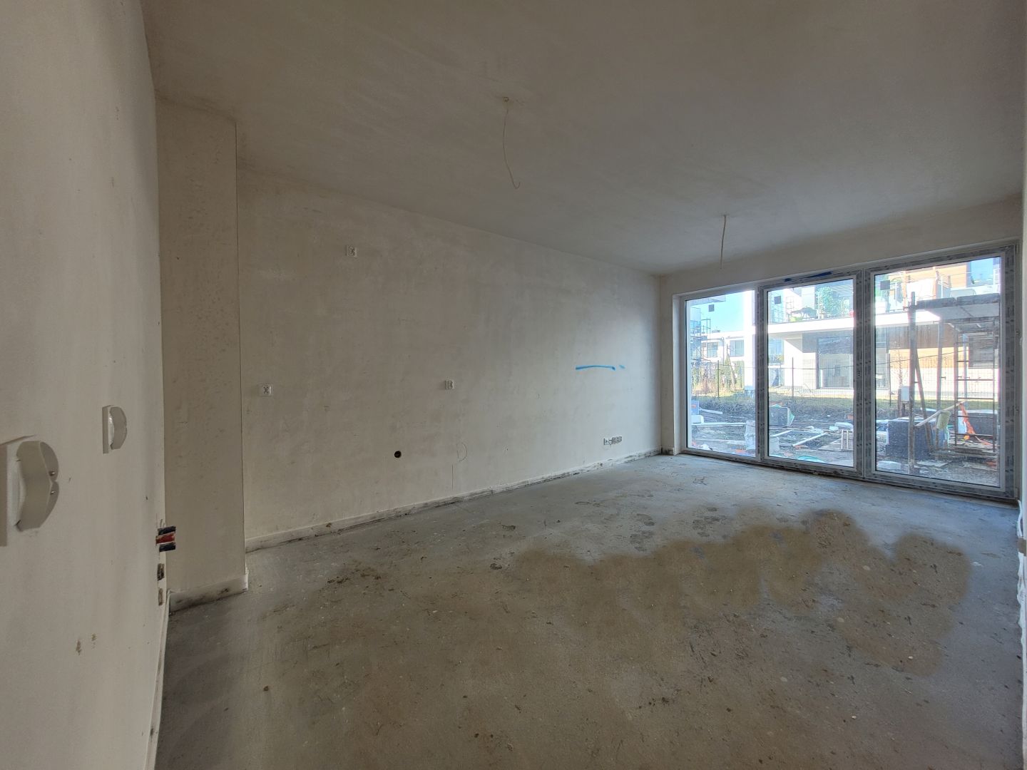 Apartment with a Garden Near the University|Keys in 2026 - Квартира - Продаж - Rzeszów, Drabinianka