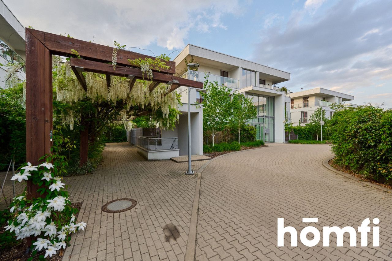 19 sqm Apartment Overlooking Park Wschodni | Willa Wrocław - Квартира - Продаж - Wrocław, Krzyki