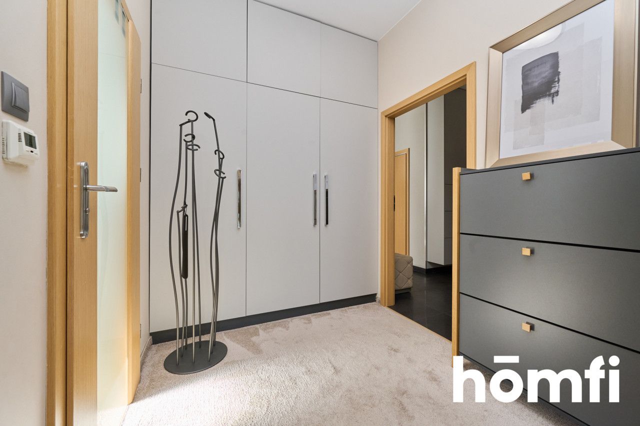 19 sqm Apartment Overlooking Park Wschodni | Willa Wrocław - Квартира - Продаж - Wrocław, Krzyki