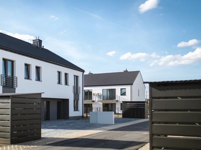 Comfortable terraced house with a garden and air conditioning – completion in Q1 2027 - Apartment - Sale - Wielicki, Niepołomice