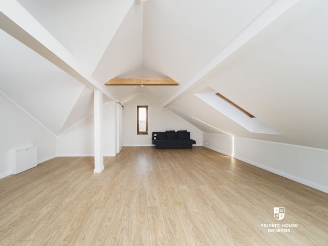 Idealny Stan - Nowoczesny Dom w zabudowie bliźniaczej o powierzchni 150 m2| Działka 4 ar - Dom - Wynajem - Kraków, Podgórze