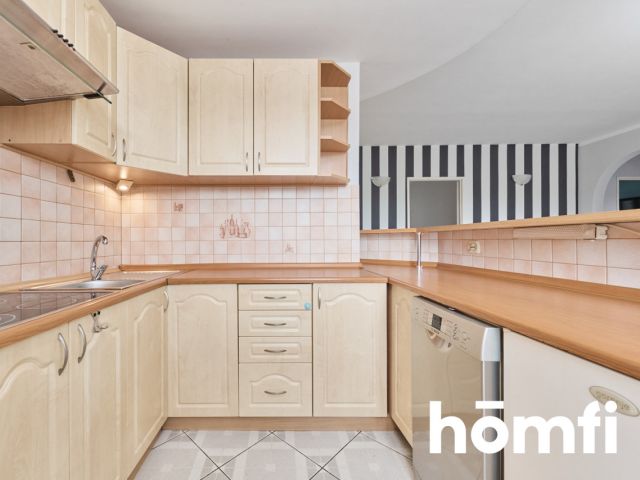 Large 4-room apartment - Apartment - Rent - Wrocław, Fabryczna