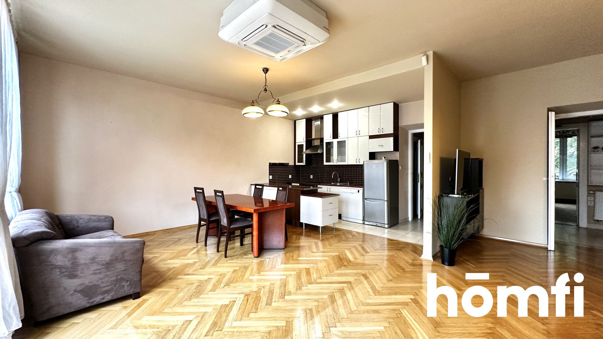 Spacious apartment, on the Al. Słowackiego Street - Apartment - Rent - Kraków, Śródmieście / Stare Miasto
