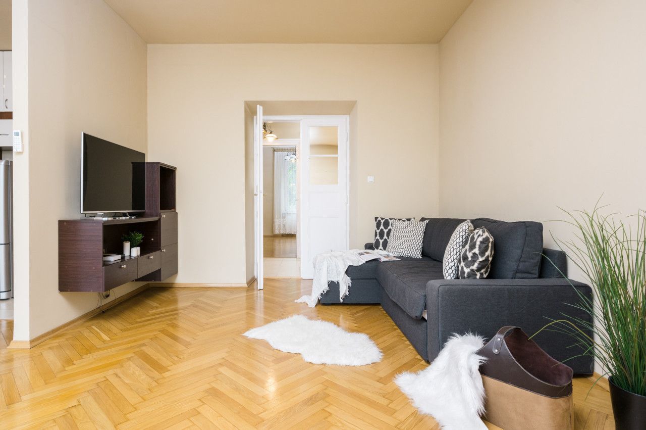 Spacious apartment, on the Al. Słowackiego Street - Квартира - Оренда - Kraków, Śródmieście / Stare Miasto