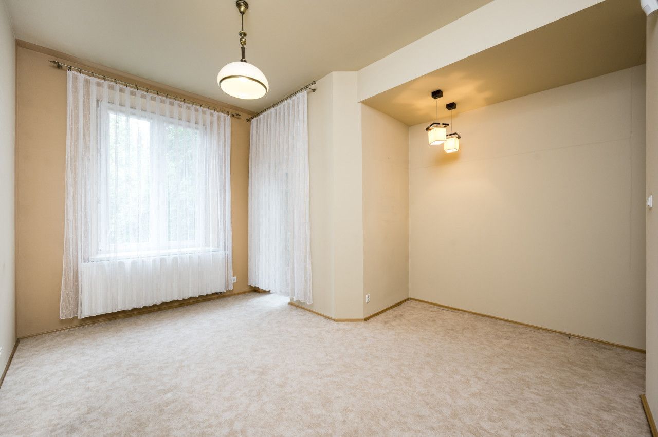 Spacious apartment, on the Al. Słowackiego Street - Квартира - Оренда - Kraków, Śródmieście / Stare Miasto