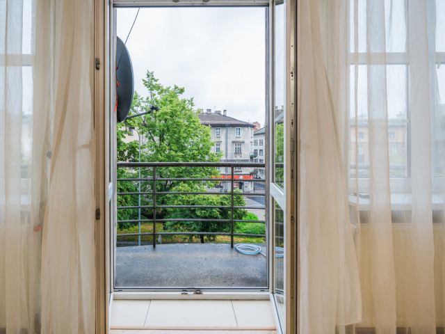 Spacious apartment, on the Al. Słowackiego Street - Квартира - Оренда - Kraków, Śródmieście / Stare Miasto