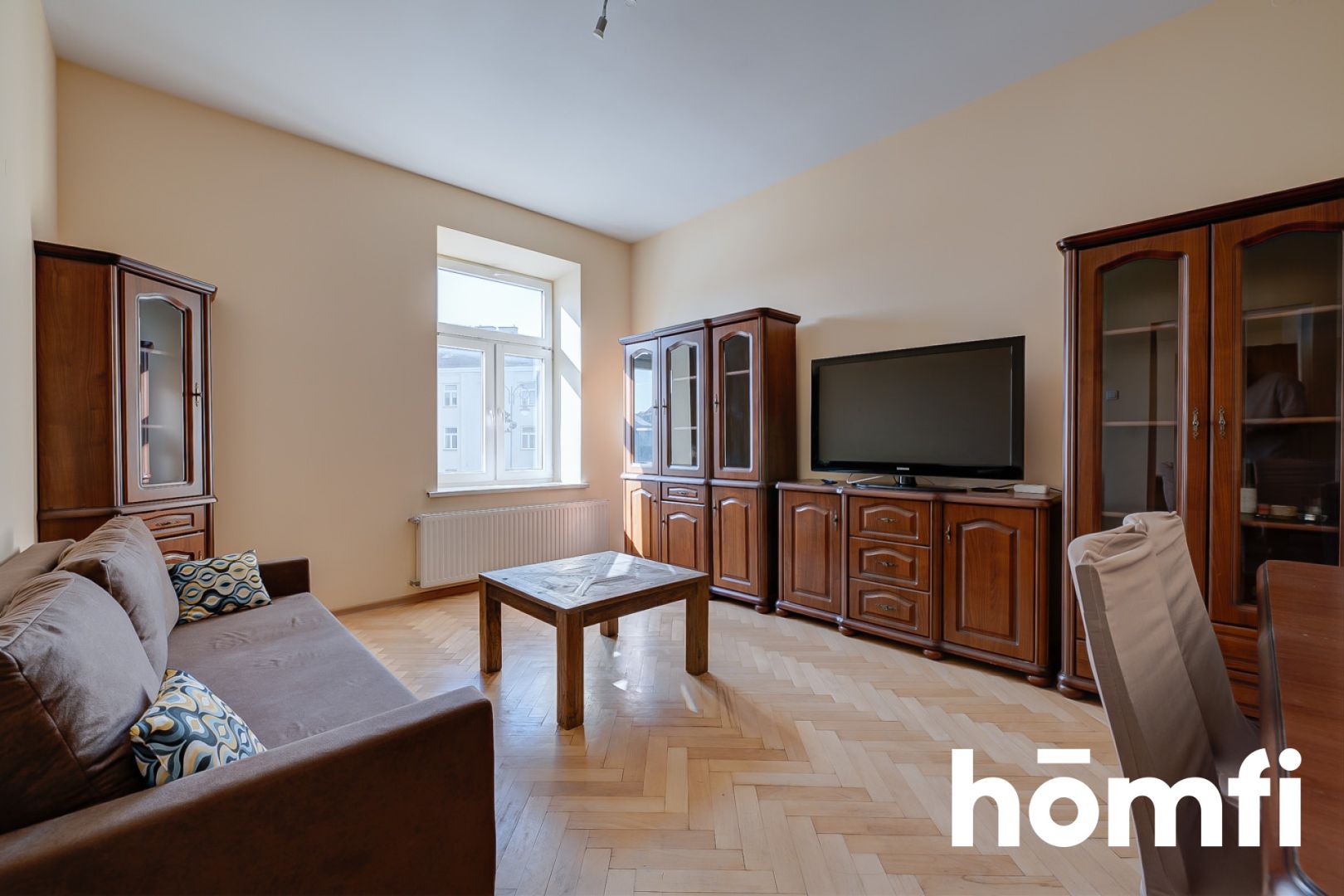 An apartment in the very center at a great price - Apartment - Rent - Radom, Śródmieście