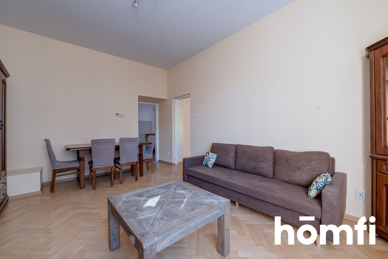 An apartment in the very center at a great price - Apartment - Rent - Radom, Śródmieście