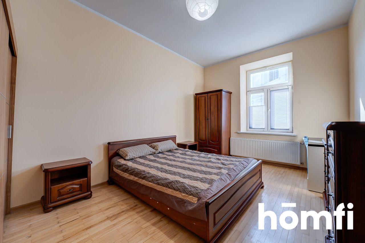 An apartment in the very center at a great price - Apartment - Rent - Radom, Śródmieście