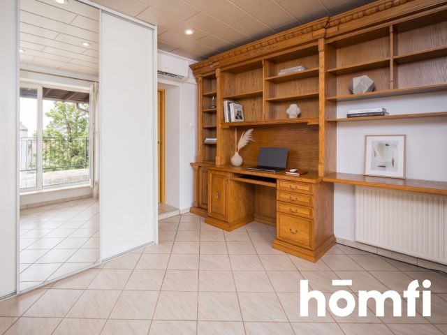 Penthouse with photovoltaics and a glass ceiling - Квартира - Продаж - Olsztyn, Grunwaldzkie