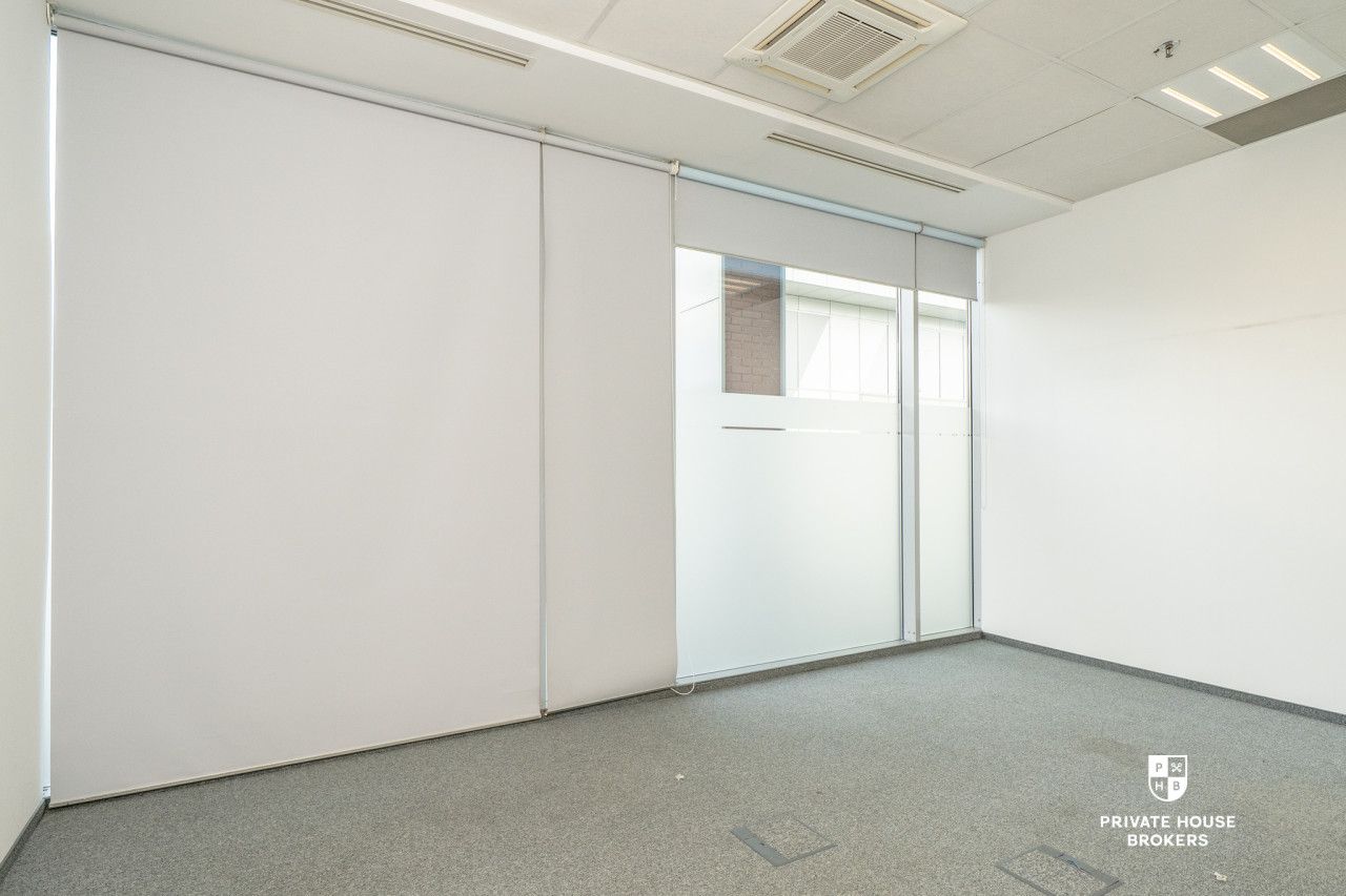 Commercial space for rent Puszkarska street 75 sqm - Commercial premises - Rent - Kraków, Podgórze / Podgórze Duchackie
