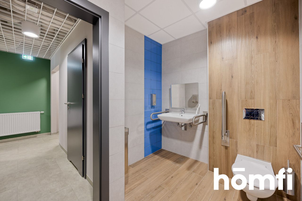 Premises in a modern building with a conference room - Commercial premises - Rent - Rzeszów, Zalesie