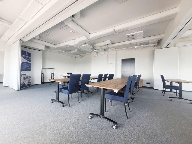 Premises in a modern building with a conference room - Commercial premises - Rent - Rzeszów, Zalesie