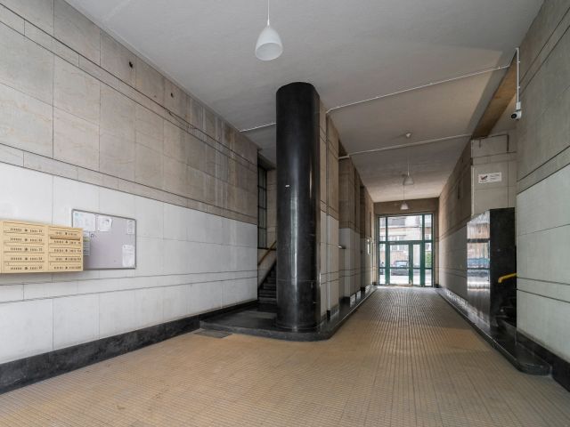 CHARMING 3-BEDROOM APARTMENT WITH BALCONY IN THE CITY CENTER OF ŁÓDŹ - Apartment - Rent - Łódź, Śródmieście / Śródmieście
