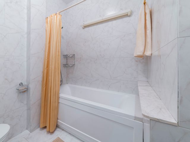 CHARMING 3-BEDROOM APARTMENT WITH BALCONY IN THE CITY CENTER OF ŁÓDŹ - Apartment - Rent - Łódź, Śródmieście / Śródmieście
