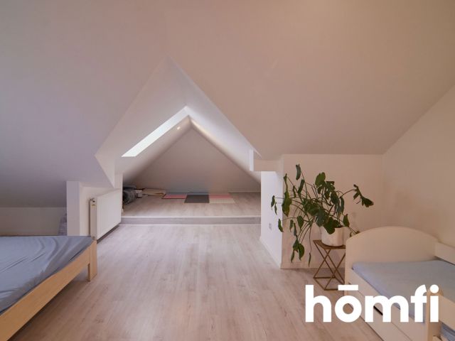Spacious Apartment with Usable Attic - Apartment - Sale - Zamość