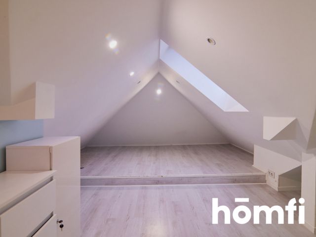 Spacious Apartment with Usable Attic - Apartment - Sale - Zamość