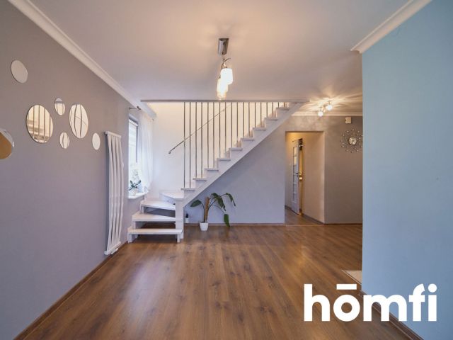 Spacious Apartment with Usable Attic - Apartment - Sale - Zamość