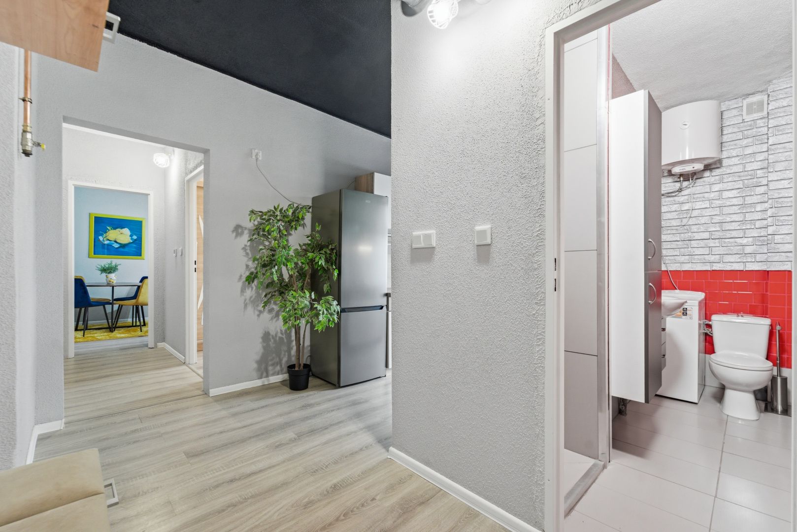 Move-in Ready! 2 Newly Renovated Rooms - Apartment - Sale - Mysłowice, Wesoła