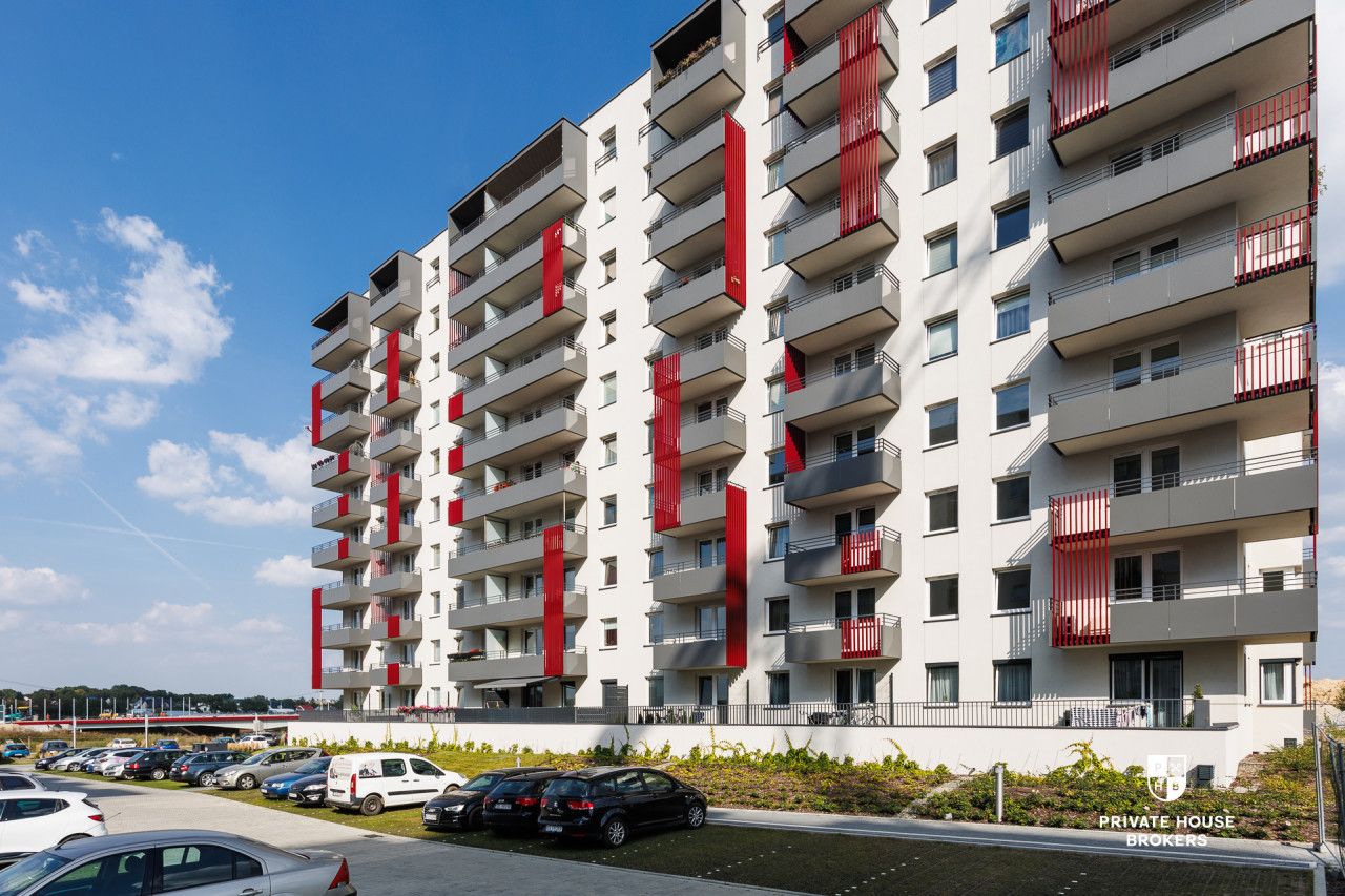 Bright, finished to a high standard Apartment with balcony| Full household appliances| Parking included in the price - Apartment - Rent - Kraków, Nowa Huta / Mistrzejowice